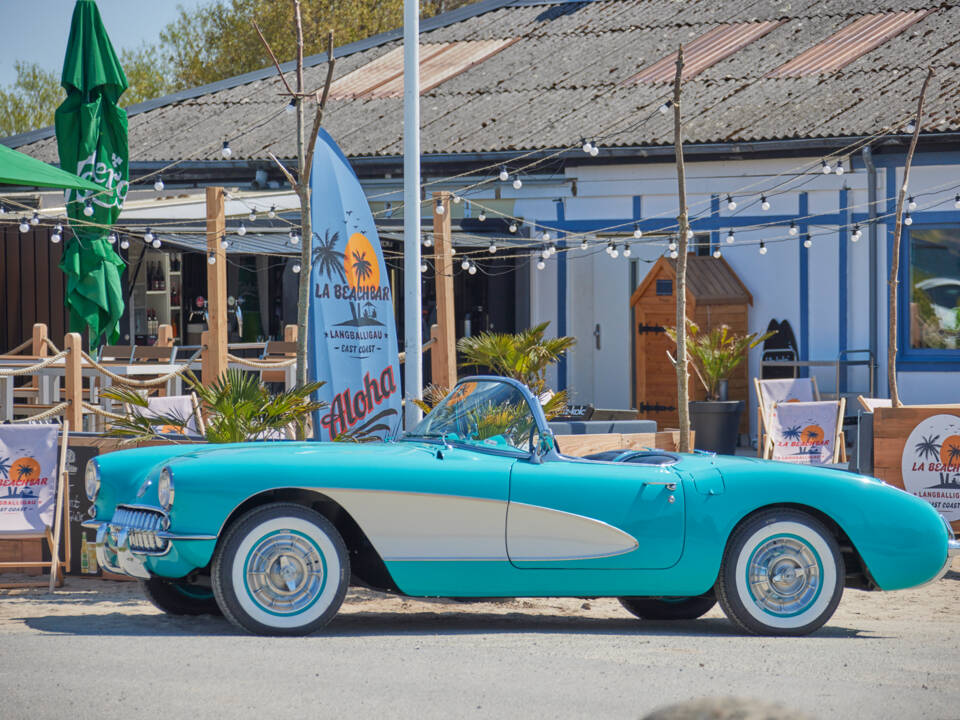 Image 56/71 of Chevrolet Corvette (1956)