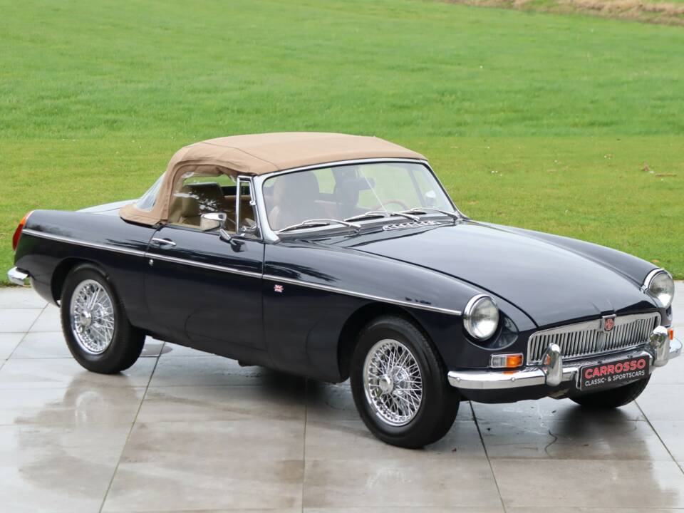 Afbeelding 1/50 van MG MGB (1973)