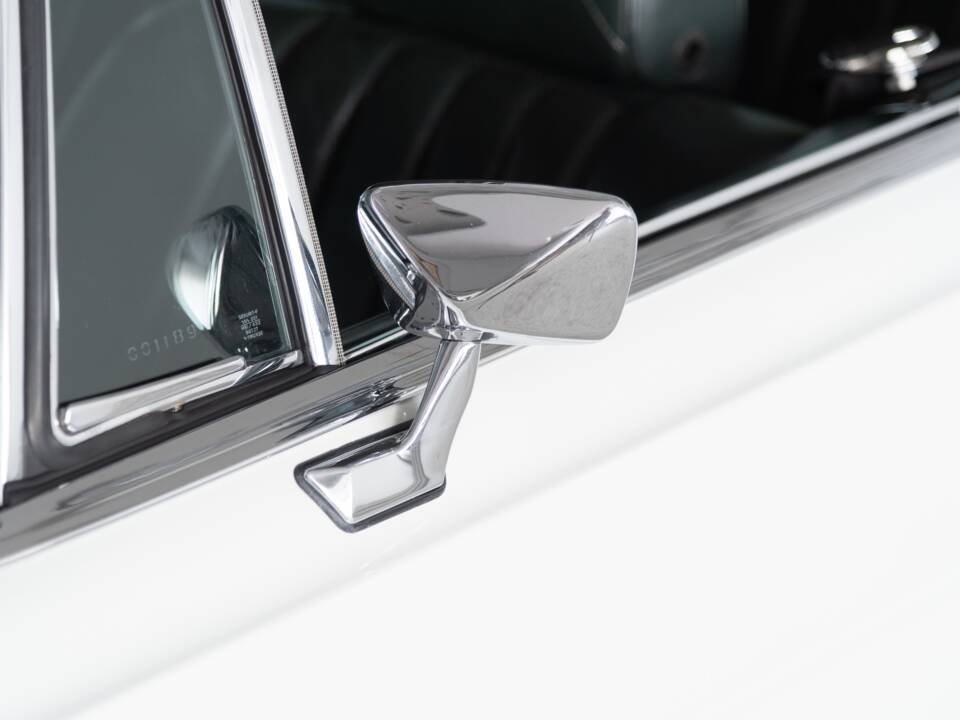 Bild 19/39 von Mercedes-Benz 280 SE 3,5 (1970)