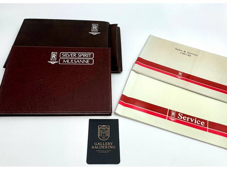 Image 10/50 of Rolls-Royce Silver Spirit (1987)