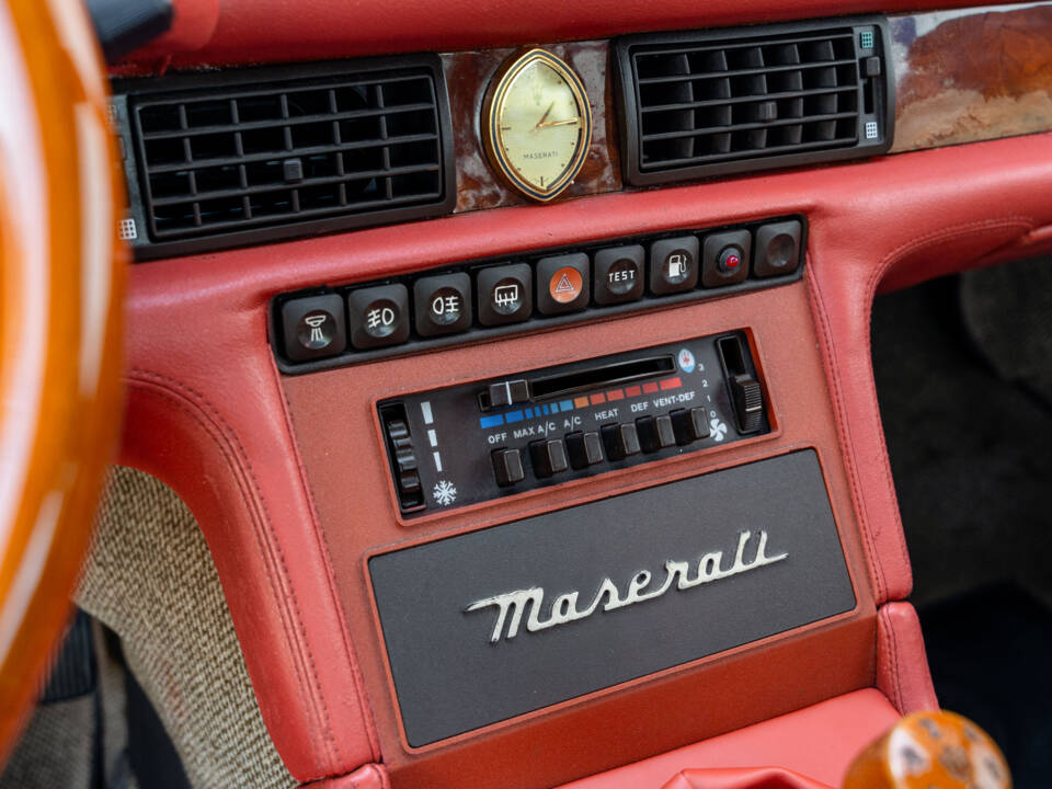 Bild 42/71 von Maserati Biturbo Si (1987)