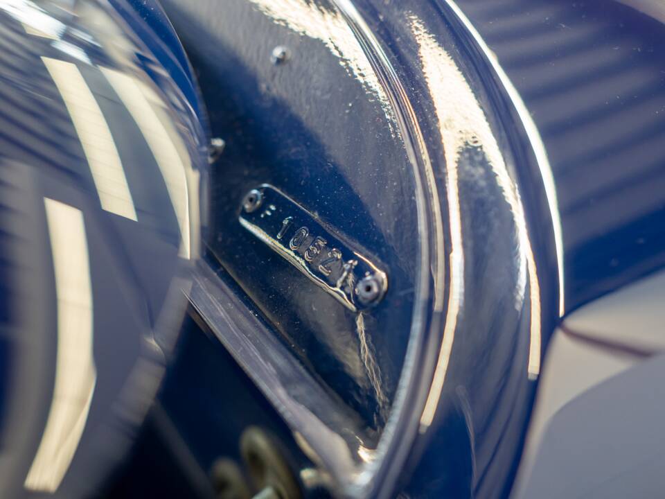 Immagine 21/62 di Jaguar XK 140 OTS (1954)