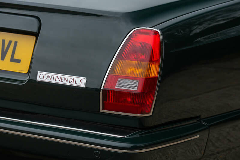 Afbeelding 20/50 van Bentley Continental S (1996)