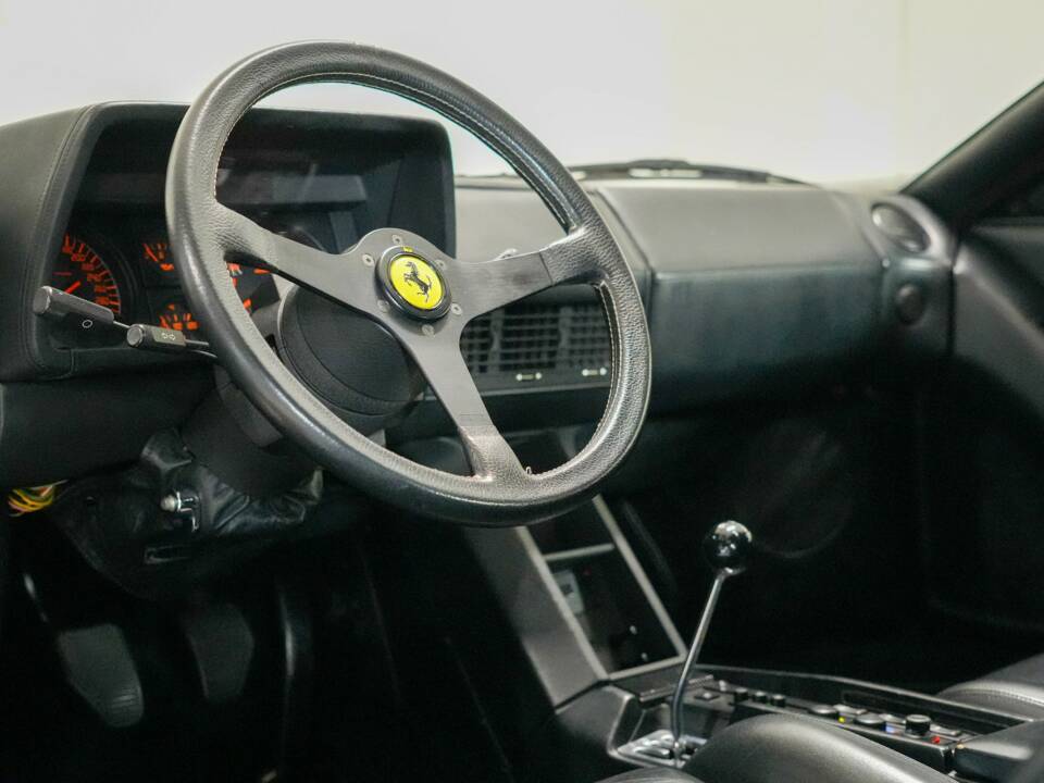 Bild 7/50 von Ferrari Testarossa (1990)