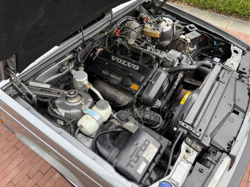 Obraz 20/53 pojazdu Volvo 740 (1990)