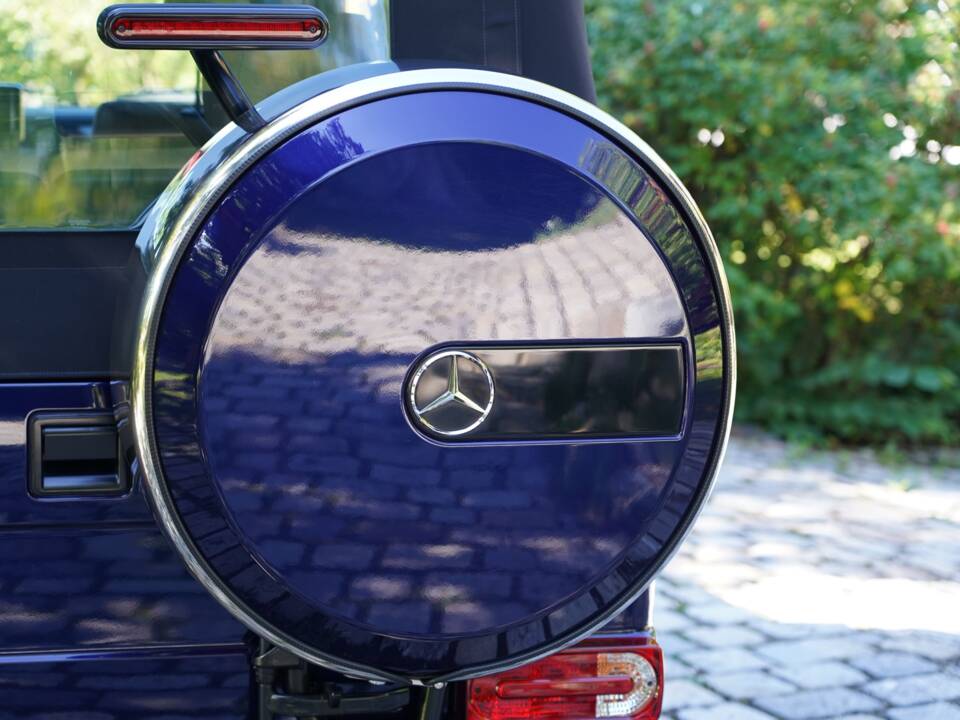 Image 8/21 of Mercedes-Benz G 500 (SWB) (2013)