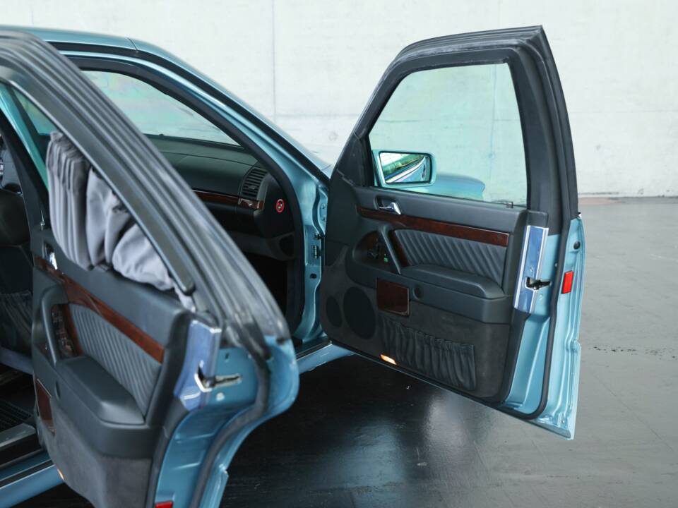 Bild 46/50 von Mercedes-Benz S 600 L (1999)