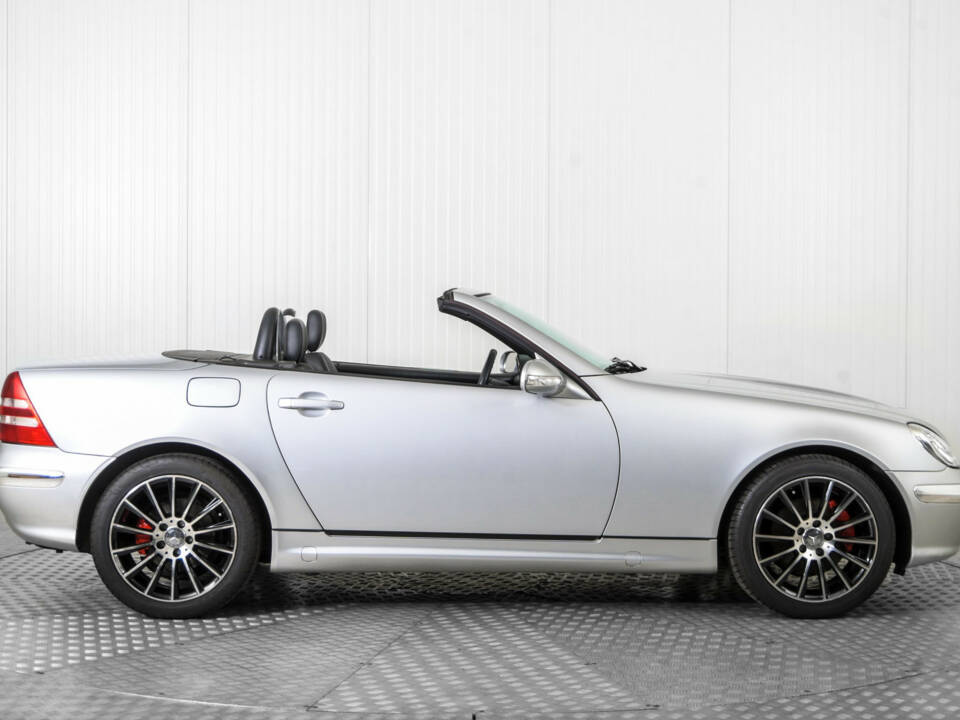 Bild 10/50 von Mercedes-Benz SLK 320 (2000)