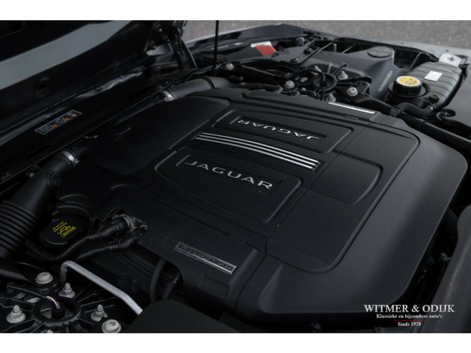 Image 38/38 of Jaguar F-Type S (2014)