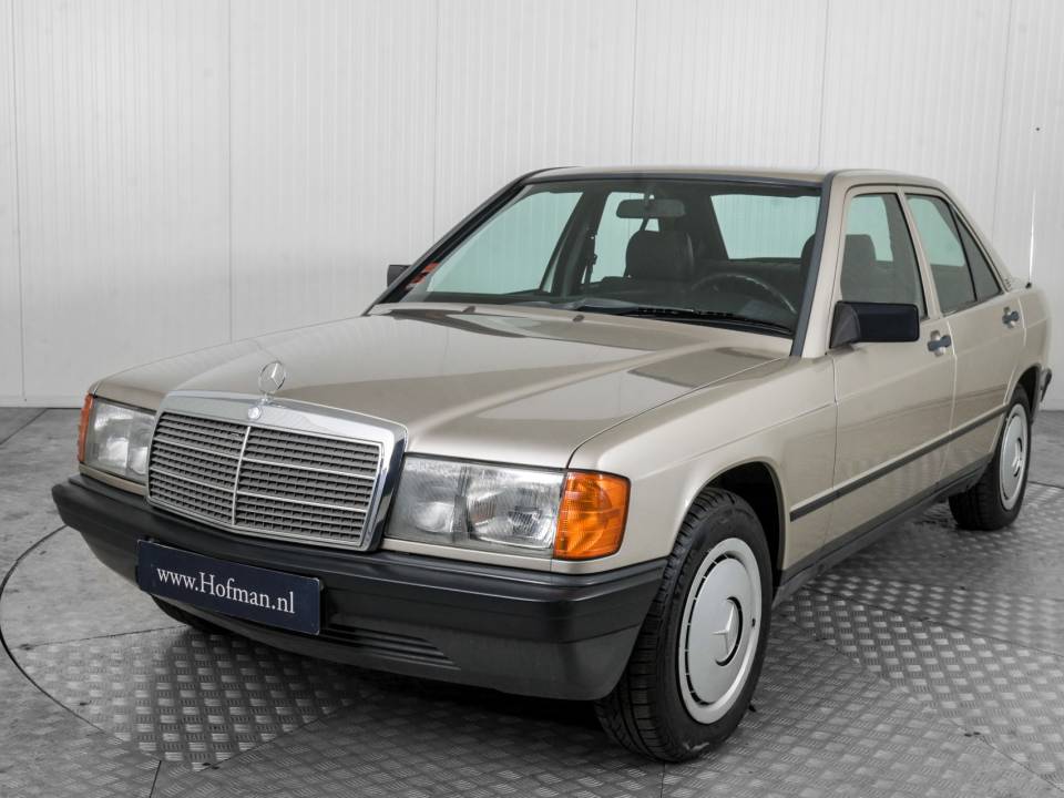 Immagine 19/50 di Mercedes-Benz 190 D (1986)