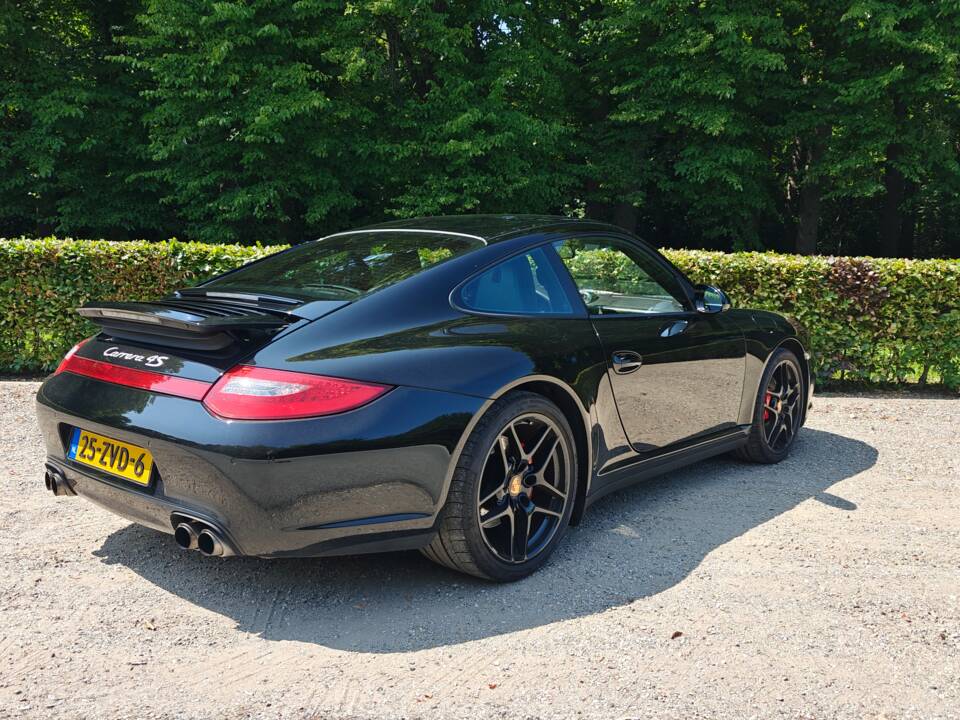 Image 2/5 of Porsche 911 Carrera S (2008)