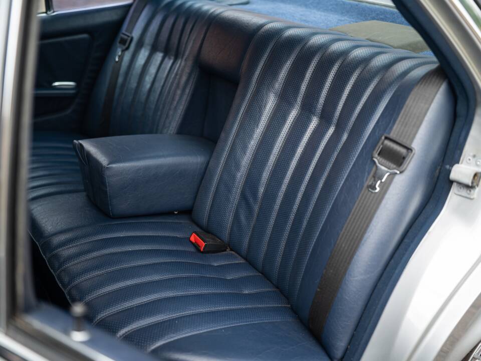 Bild 52/83 von Mercedes-Benz 300 D Turbodiesel (1983)