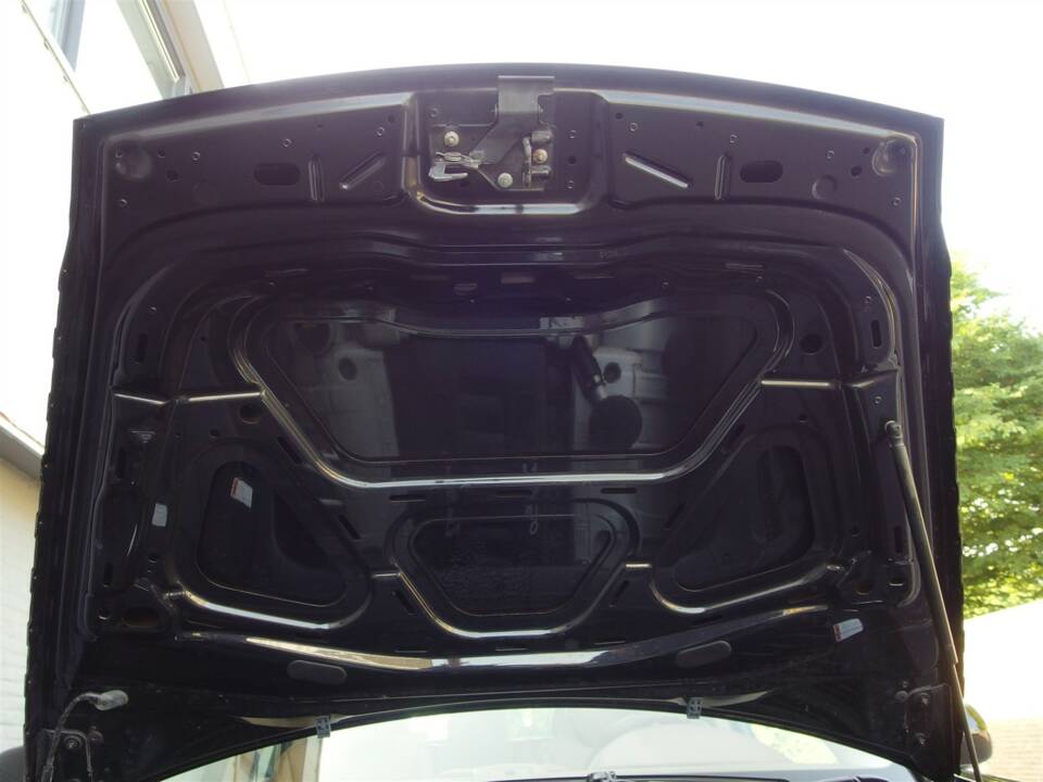 Image 76/93 of Porsche Cayenne Turbo (2007)