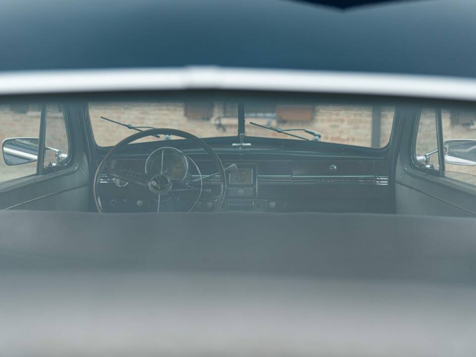 Bild 13/50 von Opel Kapitän (1951)