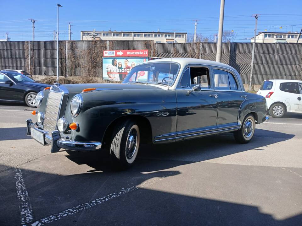 Bild 2/15 von Mercedes-Benz 220 a (1955)