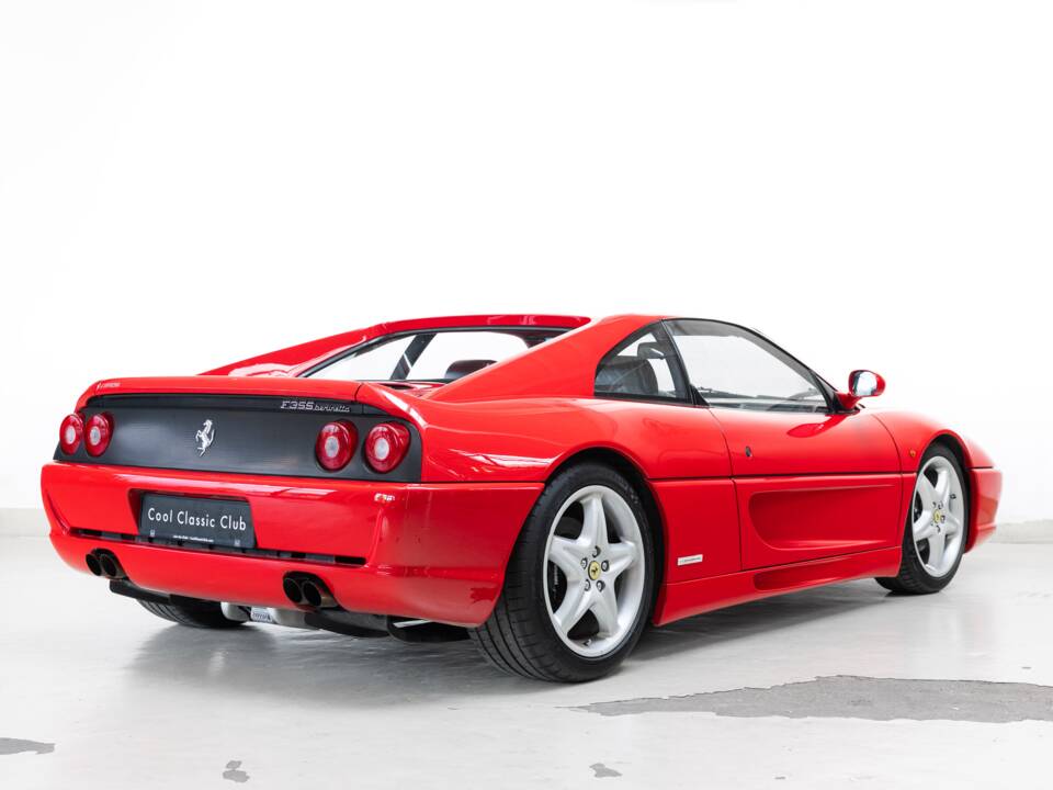 Afbeelding 40/40 van Ferrari F 355 Berlinetta (1996)