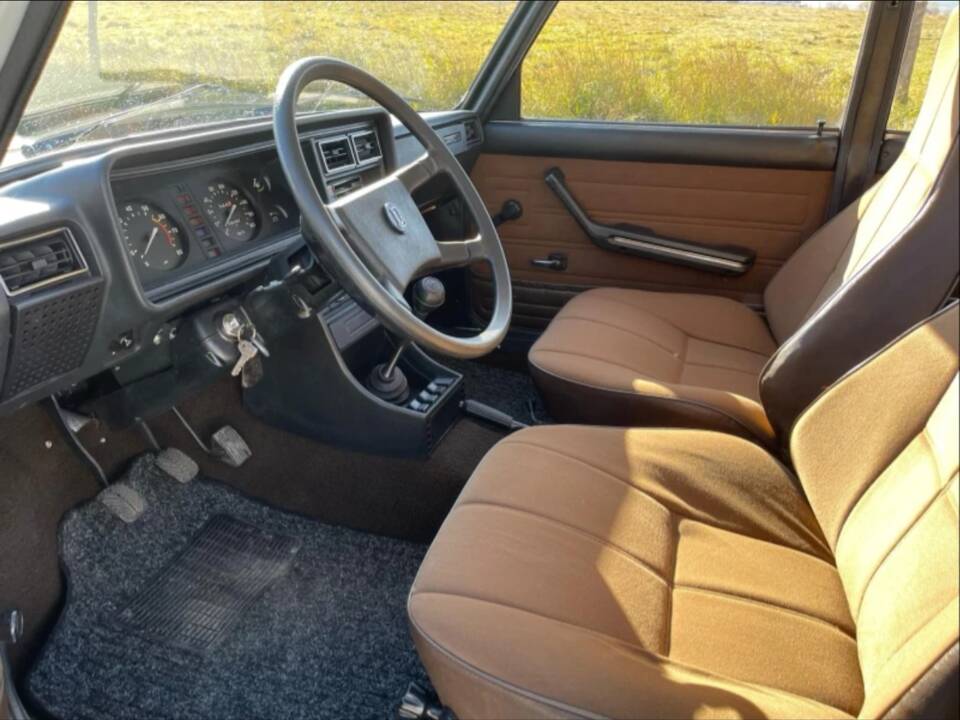 Image 6/17 of Lada 2107 (1988)