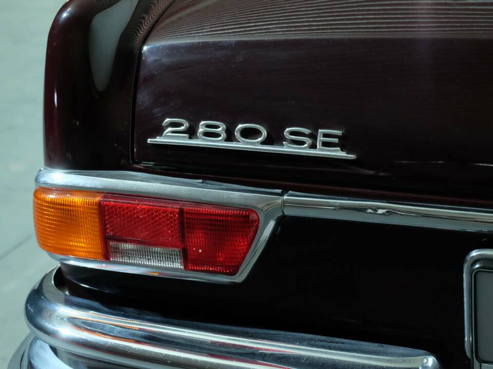 Bild 24/30 von Mercedes-Benz 280 SE 3,5 (1970)