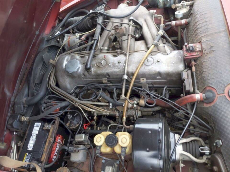 Image 28/35 de Mercedes-Benz 280 SL (1969)