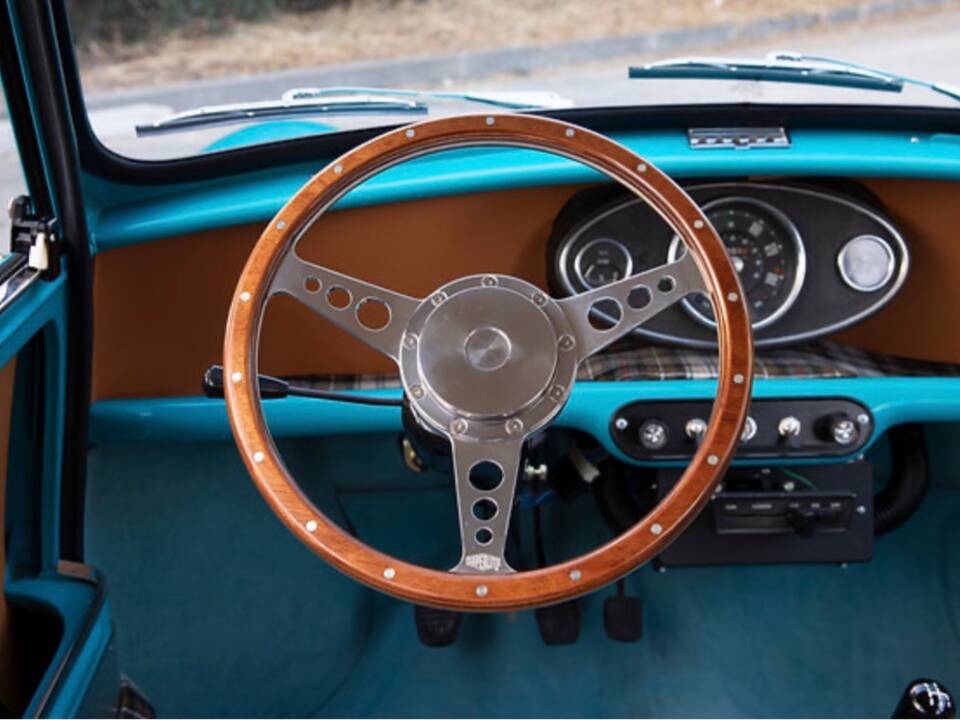 Image 10/11 of Mini 1000 (1977)