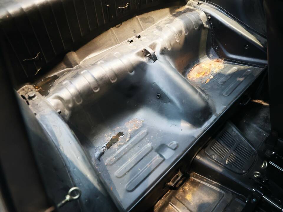 Bild 32/39 von Porsche 911 2.0 S (1968)