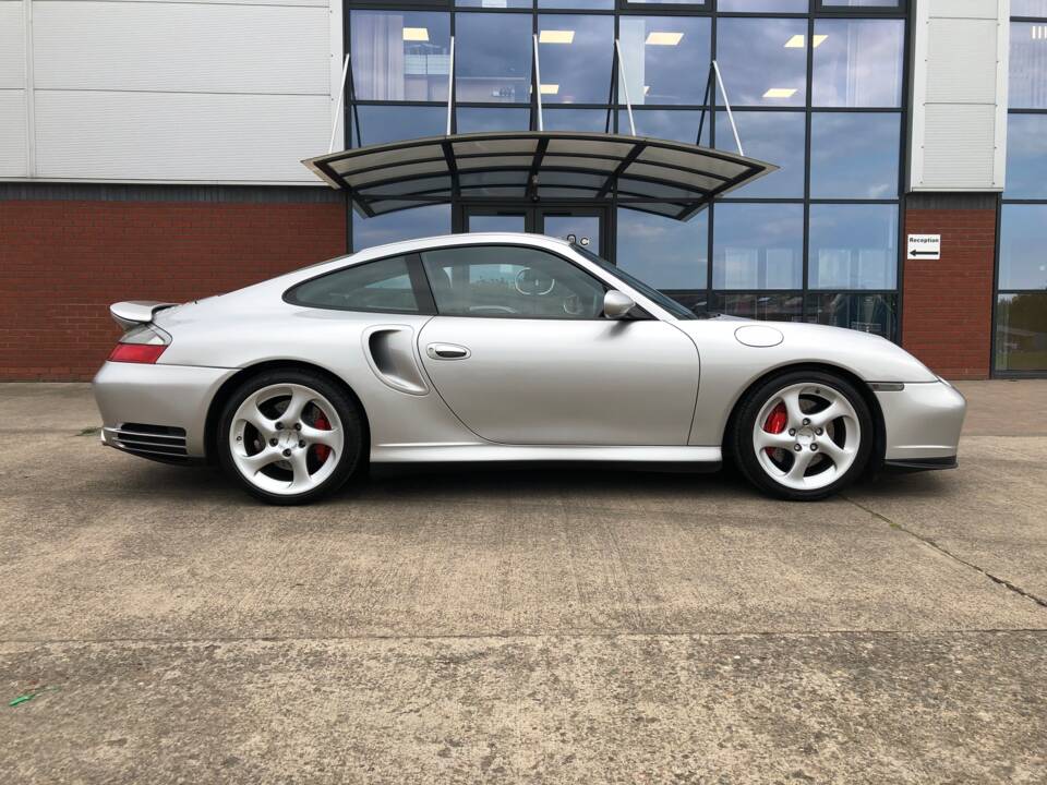 Image 1/10 de Porsche 911 Turbo (2002)