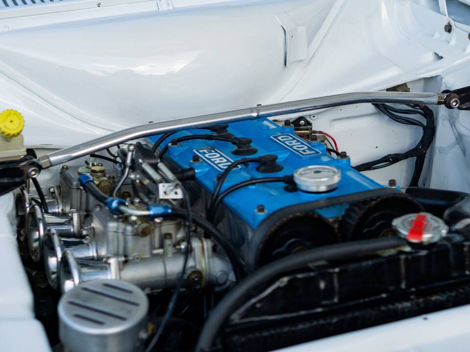 Bild 21/26 von Ford Escort GT 1.6 (1972)