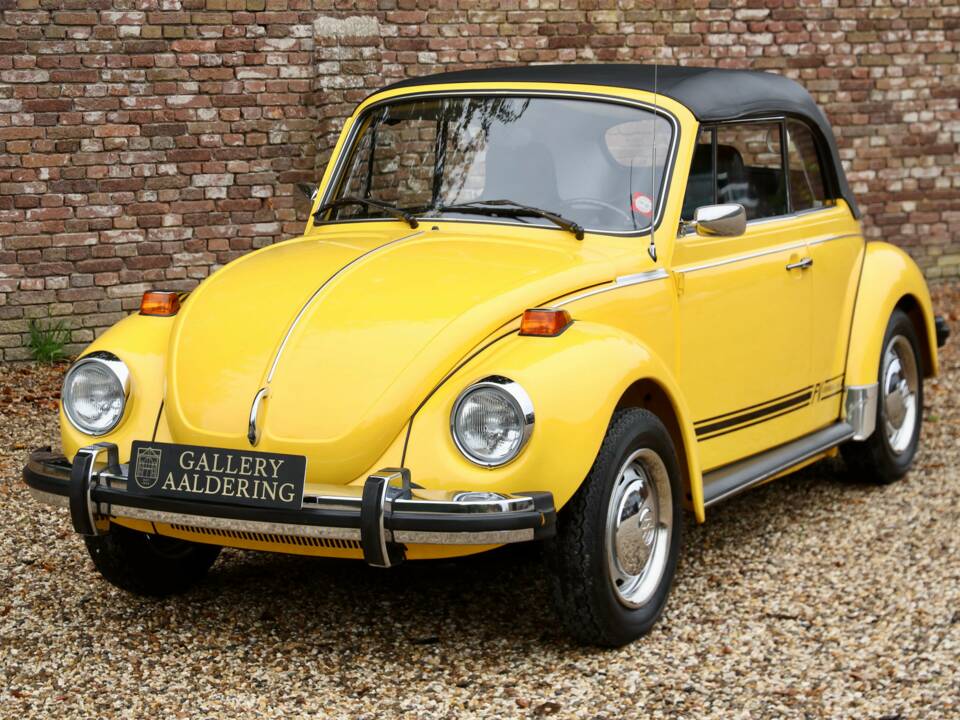 Image 23/50 de Volkswagen Beetle 1303 (1975)