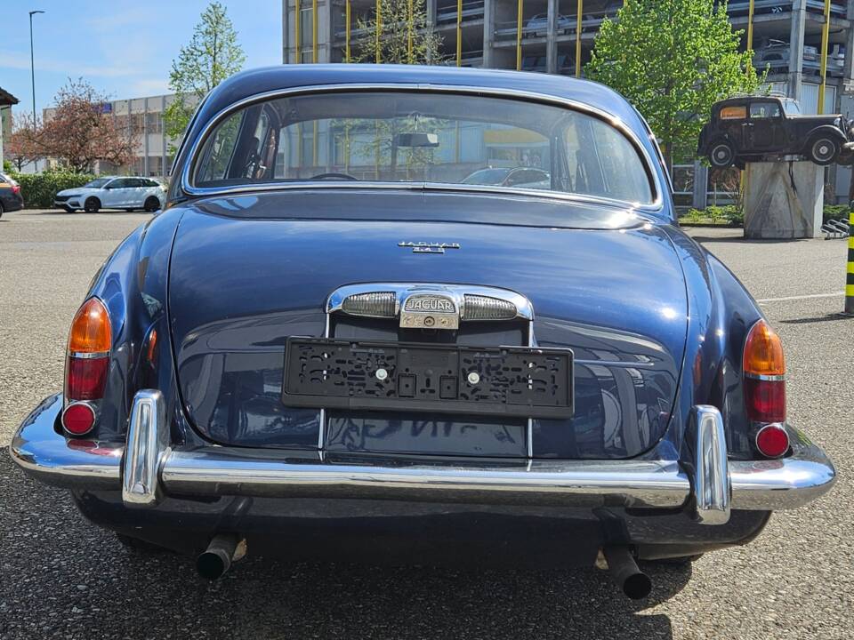 Bild 6/18 von Jaguar S-Type 3.8 (1964)