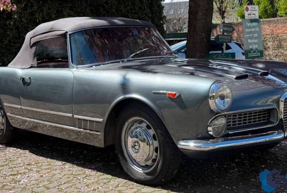 Bild 3/98 von Alfa Romeo 2000 Spider (1960)