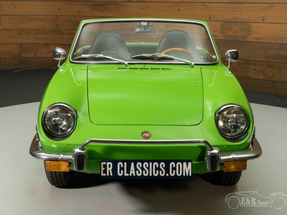 Immagine 4/18 di FIAT 850 Sport Spider (1972)