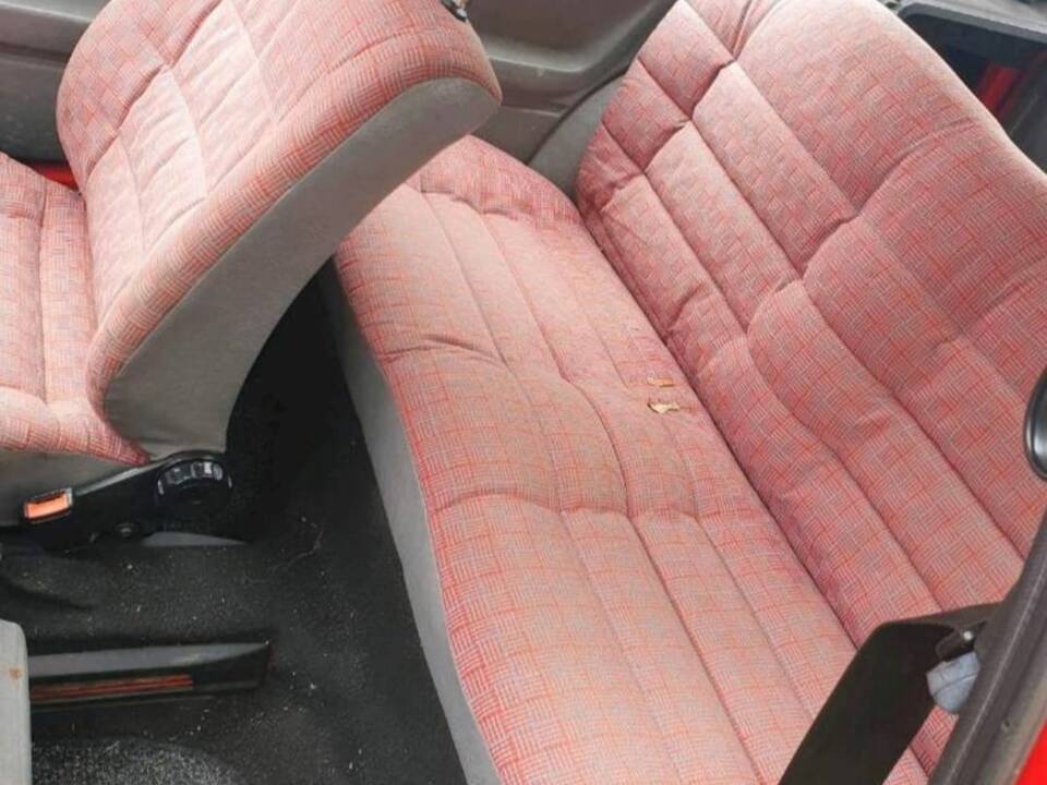 Imagen 5/13 de Volkswagen Polo II Hatchback 1.0 (1986)