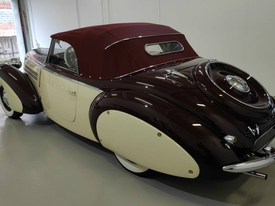 Bild 3/59 von Steyr 220 &quot;Gläser&quot; (1939)