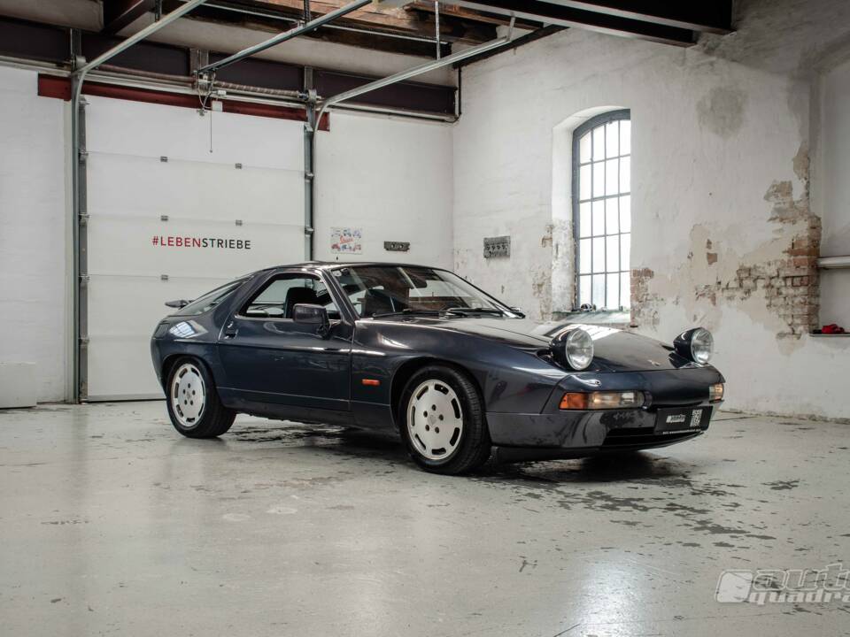 Immagine 3/10 di Porsche 928 S4 (1988)