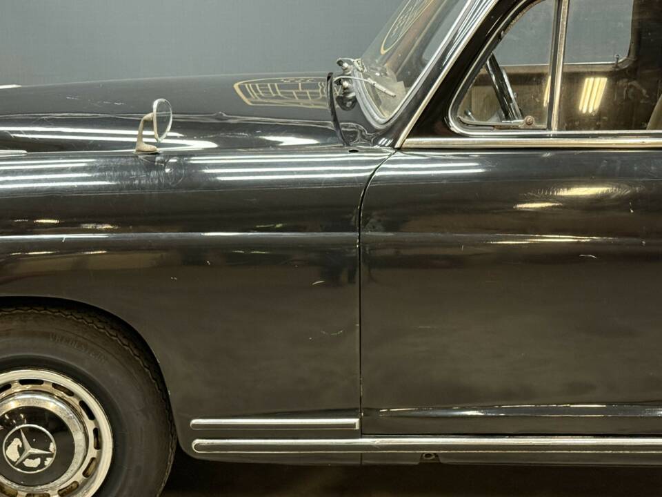 Image 11/50 of Mercedes-Benz 220 S (1955)