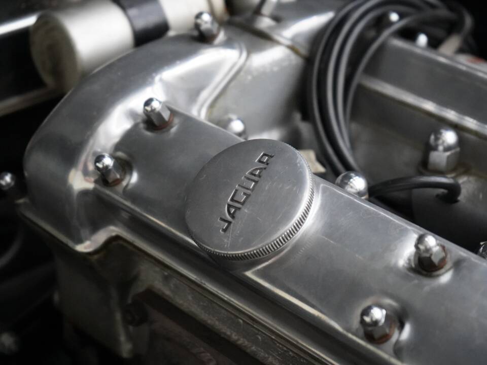 Afbeelding 19/44 van Jaguar E-Type 3.8 (1963)