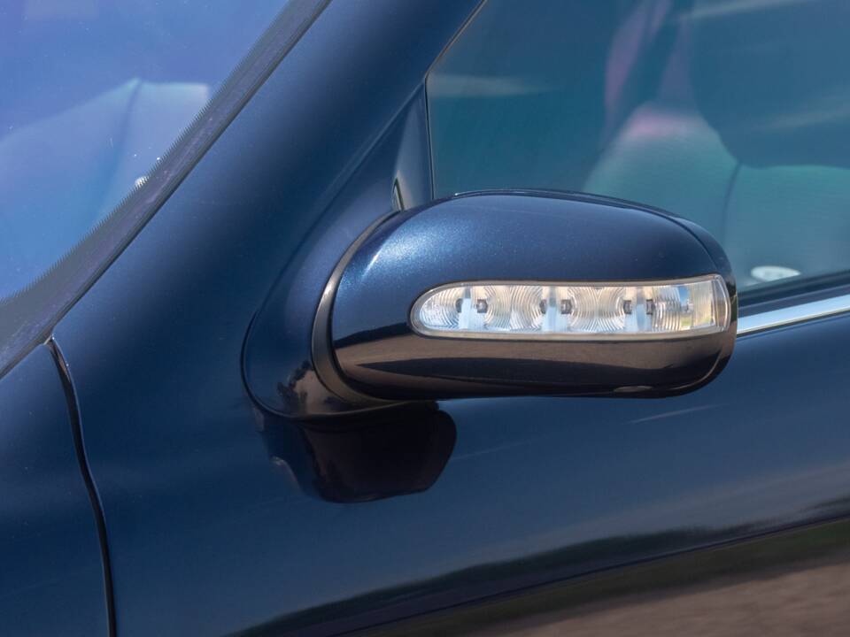 Immagine 13/50 di Mercedes-Benz S 55 AMG (2002)
