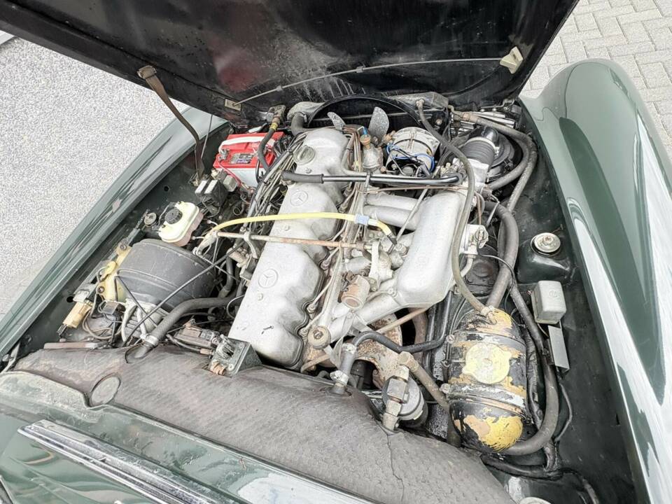 Image 49/50 de Mercedes-Benz 280 SL (1970)
