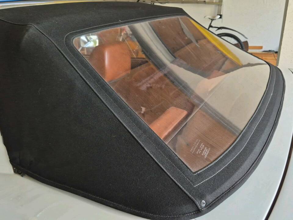 Image 21/66 de Lancia Beta Spider 2000 (1978)