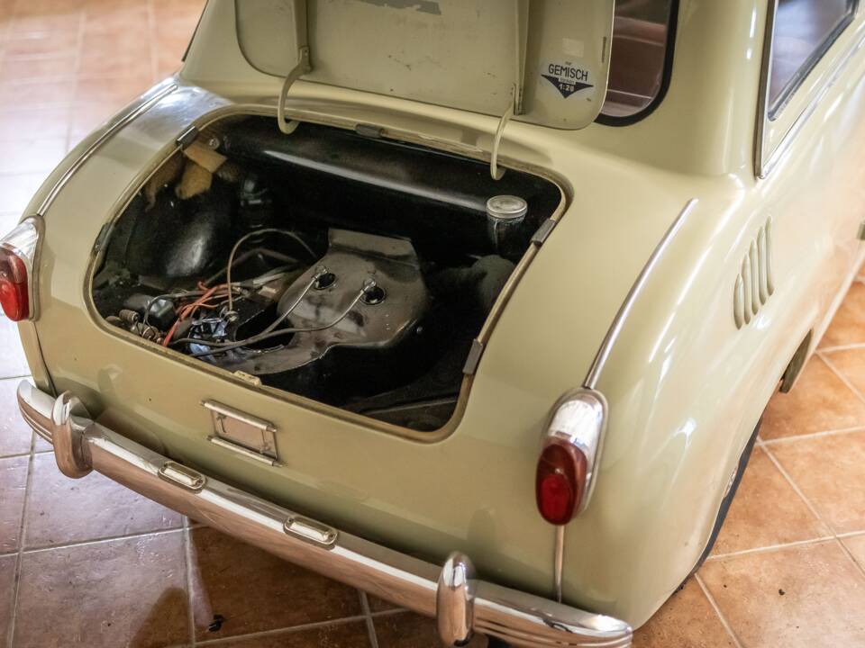 Bild 6/14 von Glas Goggomobil T 400 (1958)