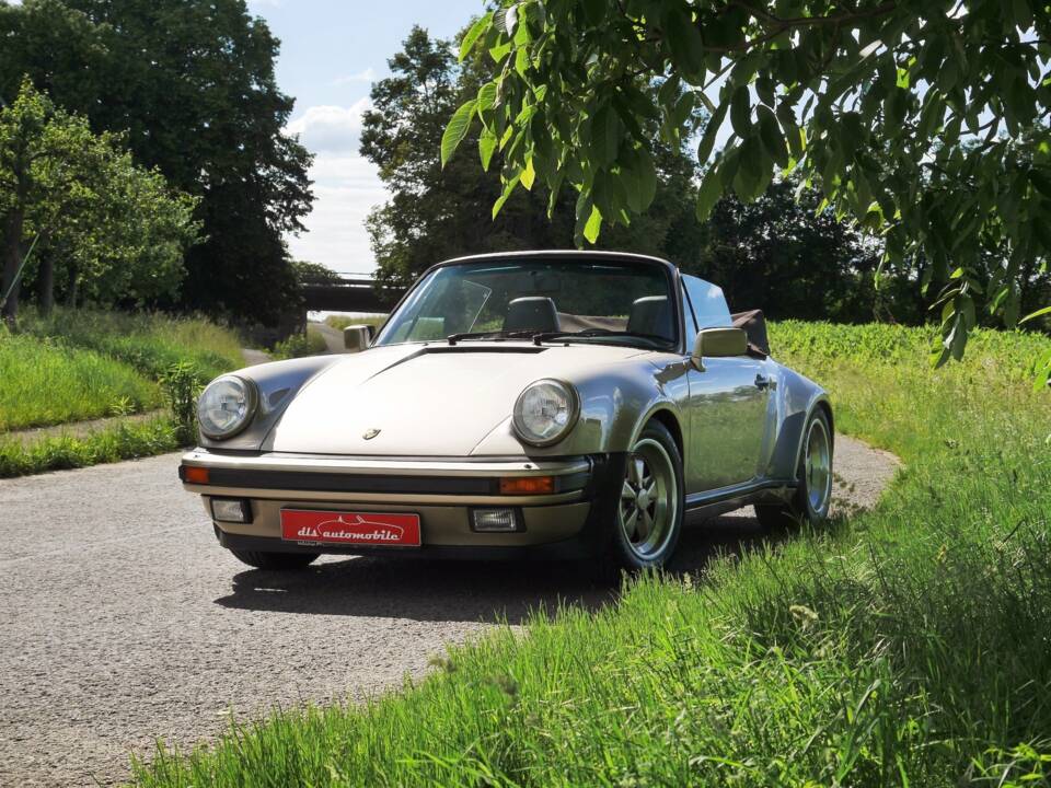 Imagen 1/30 de Porsche 911 Carrera 3.2 (WTL) (1988)