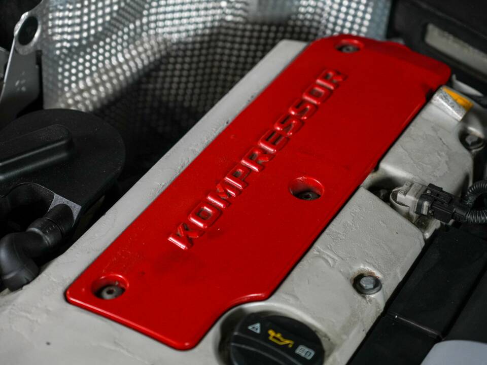 Image 35/50 of Mercedes-Benz SLK 230 Kompressor (2001)