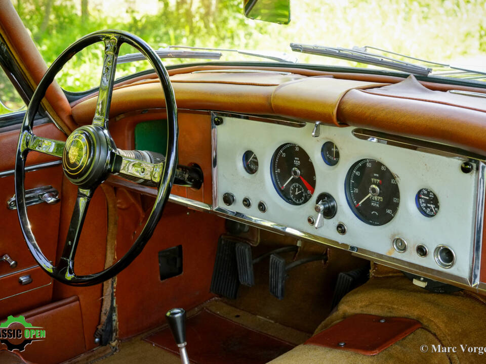 Image 13/53 of Jaguar XK 150 FHC (1958)