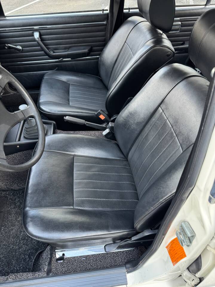 Bild 52/59 von BMW 518 (1980)