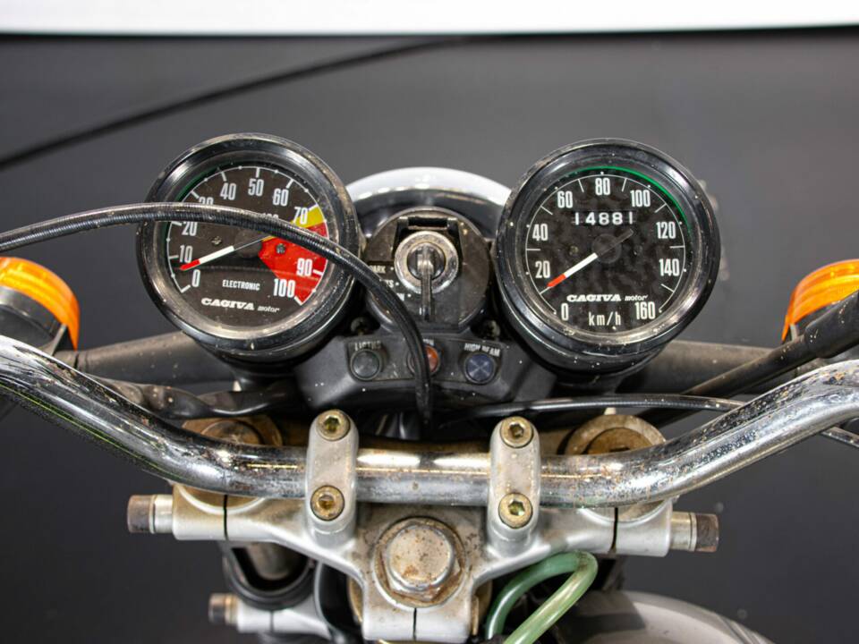 Bild 17/50 von Cagiva SST 125 (1982)