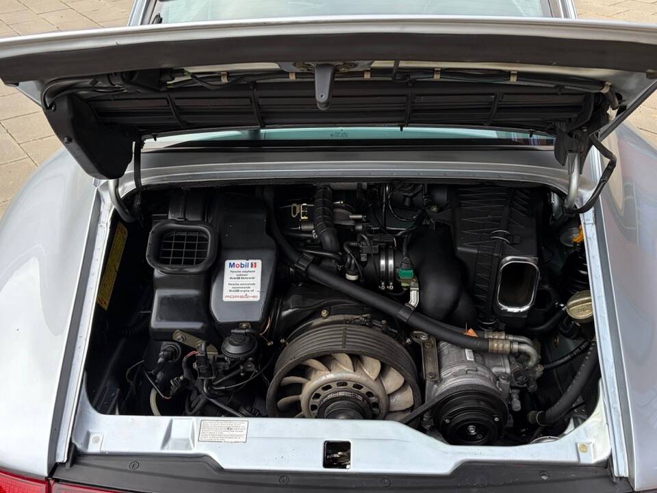 Afbeelding 58/73 van Porsche 911 Carrera 4 (1995)