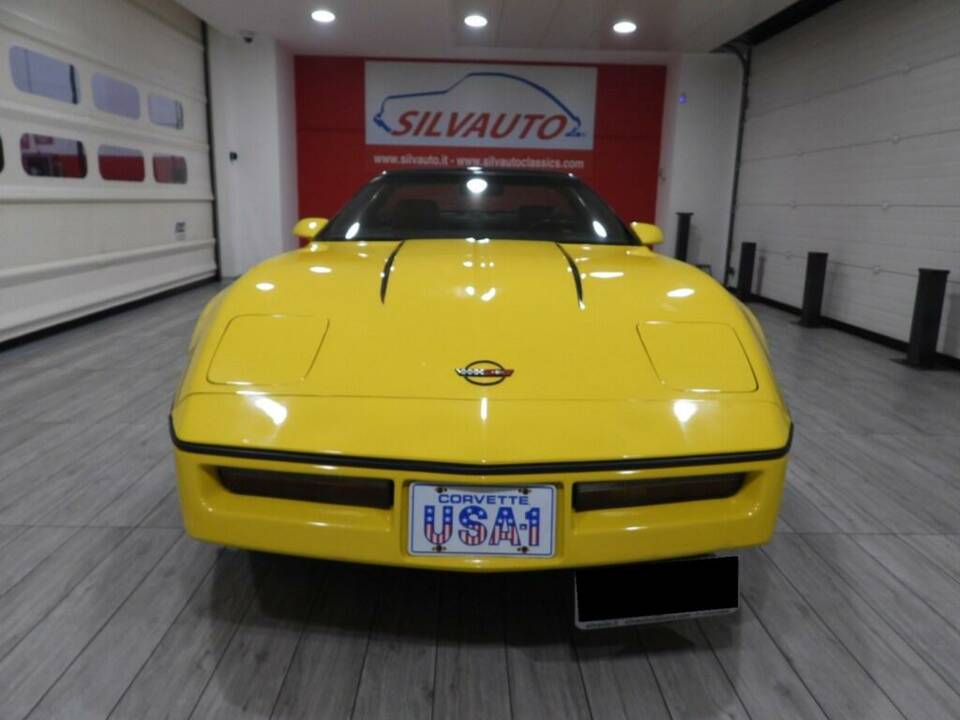 Image 2/15 de Chevrolet Corvette (1984)