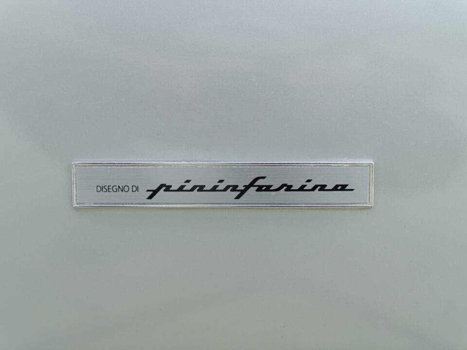 Image 30/50 of Ferrari Mondial 3.2 (1987)