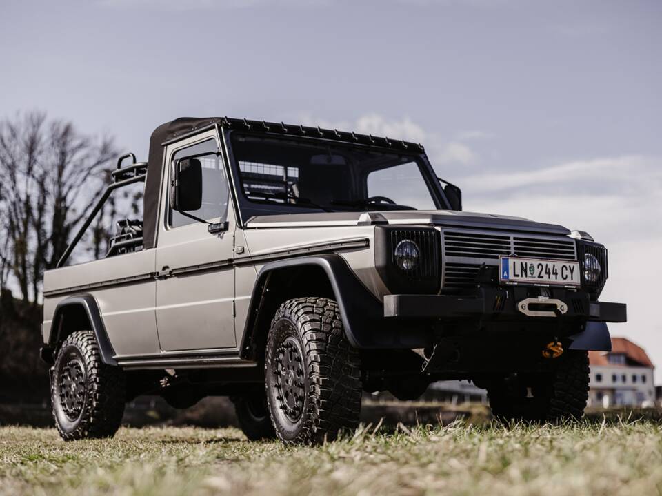 Image 43/79 of Steyr-Puch 230 GE (SWB) (1994)
