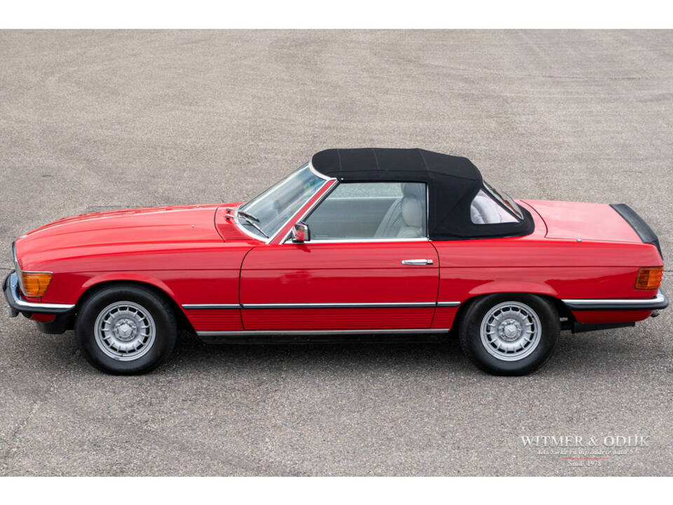 Immagine 9/28 di Mercedes-Benz 500 SL (1984)